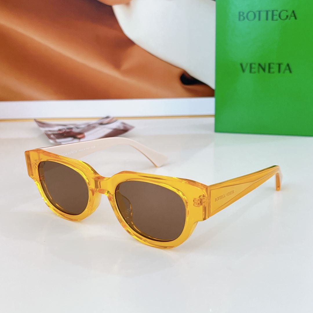 Bottega Veneta Sunglasses